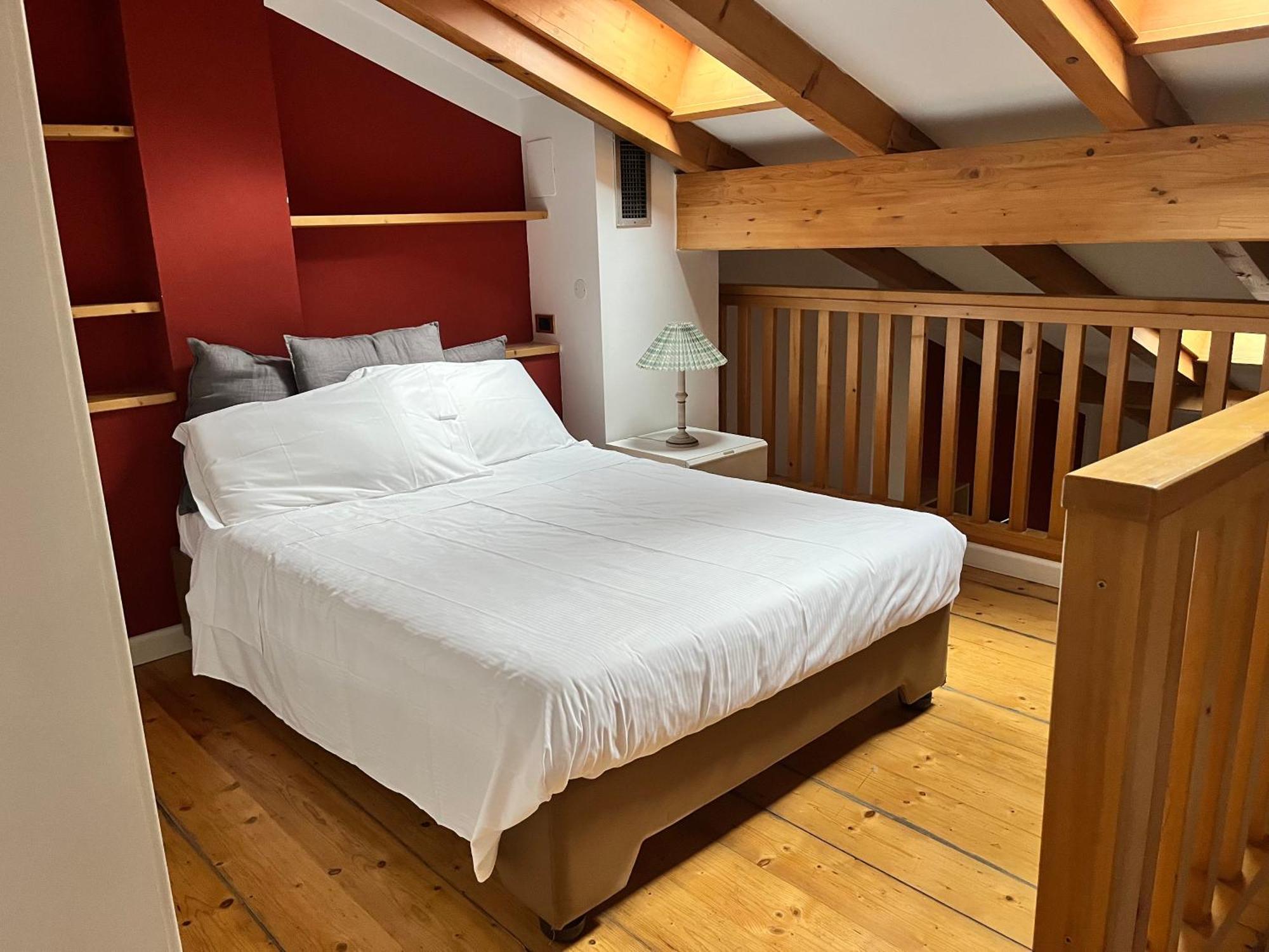Manci Apartments By Hotel America Тренто Екстер'єр фото